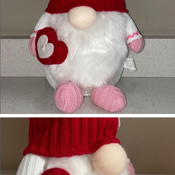 Reposhing Rae Dunn Valentine’s Day bundle - Picture 7 of 15